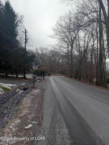 006 Edge Rock Road, Drums, Pennsylvania 18222