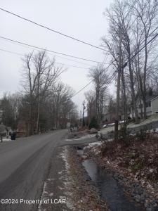 006 Edge Rock Road, Drums, Pennsylvania 18222