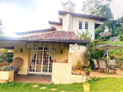 Av. Tamanaco Qta. San Antonio, Caracas, Miranda 1083, Venezuela