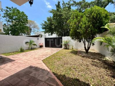 Privada Bugambilias Manzana 16 lote 10,, Solidaridad / Riviera Maya, Quintana Roo 77717, Mexico