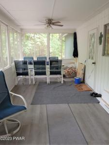 403 Canoebrook Drive, Hawley, Pennsylvania 18428