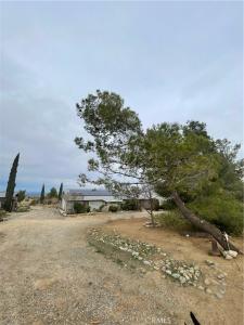 4626 Sundown Drive, Phelan, California 92371