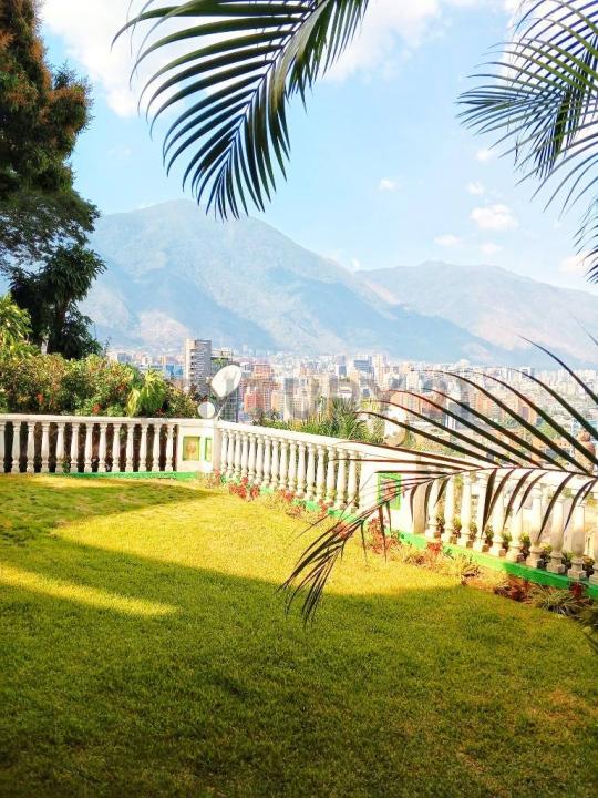 Lomas de Chulavista Res. Marmorisa, Caracas, Miranda 1080, Venezuela