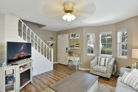 311 Old McCloud Rd #A, Mt Shasta, 加利福尼亚州 96067, 美国