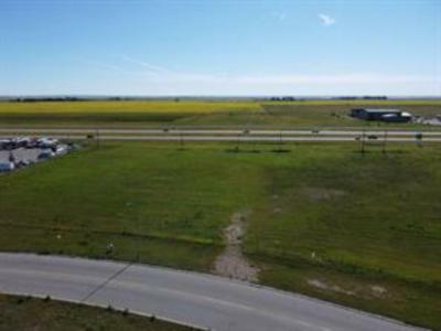 #5 24 STREET SE, High River, Alberta T1V 0B3, Canada