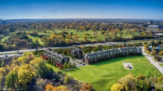 16 Melbourne Avenue, St Catharines, Ontario L2P3J8, Canada