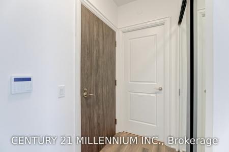 20 Gatneau Drive , Vaughan, Ontario L4J-9G7, Canada
