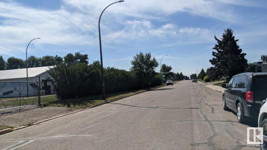 4414 48 ST, Vegreville, Alberta T9C 1A9, Canada