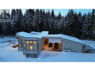 69 ELDERBERRY STREET, Kitimat, Colúmbia Britânica V8C 0A9, Canadá