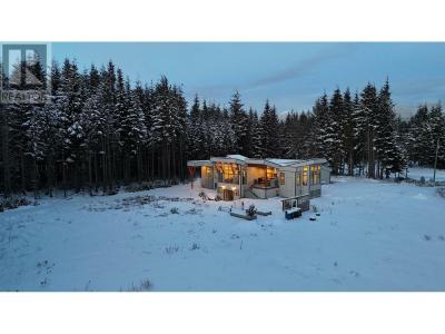 69 ELDERBERRY STREET, Kitimat, Colúmbia Britânica V8C 0A9, Canadá
