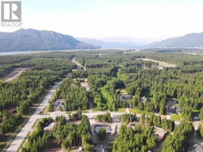323 LOGANBERRY AVENUE, Kitimat, British Columbia V8C 0B6, Canada