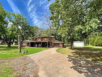 32475 S Cookson Bluff Road, Park Hill, Oklahoma 74451