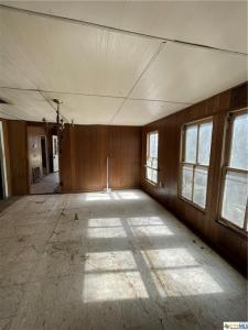 923 N College Street, Gonzales, Texas 78629, Estados Unidos