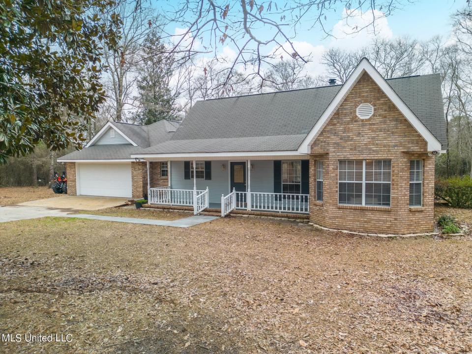 80 Old Airport Road, Wiggins, Mississippi 39577
