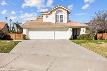 29520 Southwood Lane, Highland, California 92346, USA