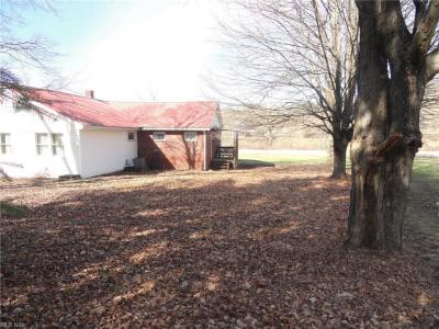 5492 Veterans Blvd., Chester, WV 26034, USA