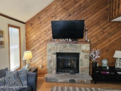 169 Ridge Road, Pocono Lake, Pennsylvania 18347