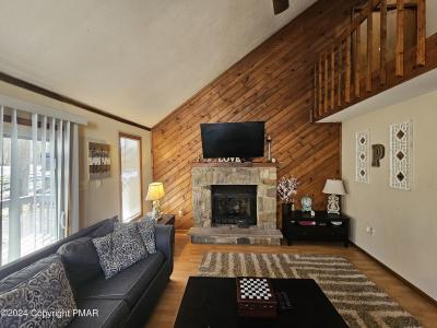 169 Ridge Road, Pocono Lake, Pennsylvania 18347