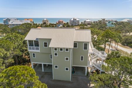 1704 Magnolia Rd, St George Island, Florida 32328, USA