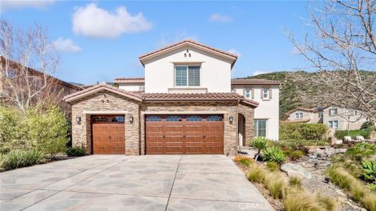 14682 Stageline Lane, Fontana, California 92336, USA