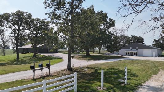 4398 S 133rd Road, Bolivar, Missouri 65613, USA