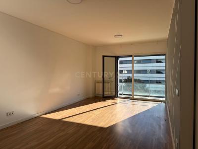 葡京, 葡京 1990-514, 葡萄牙