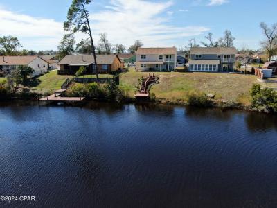 7732 Shadow Bay Drive, Panama City, Florida 32404, USA