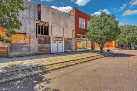 112 E Lincoln Street, Mangum, Oklahoma 73554