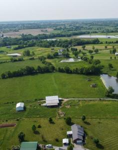3 Bohannon Road, Pleasureville, Kentucky 40057, USA