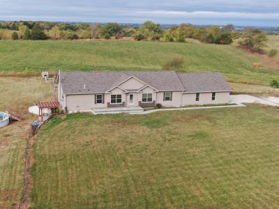 21999 Highway W, Milan, Missouri 63556, USA