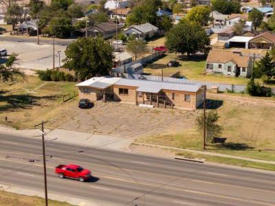 325-329 N Hobart St, Pampa, Texas 79065, USA