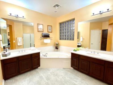 4513 W HEYERDAHL DR, New River, 亞利桑納州 85087, 美國