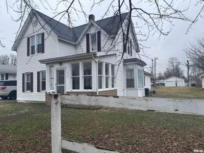 924 N CRAFFORD Street, Bushnell, Illinois 61422