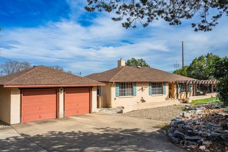 115 Chaparral Dr, Ingram, Teksas 78025, Amerika Birleşik Devletleri