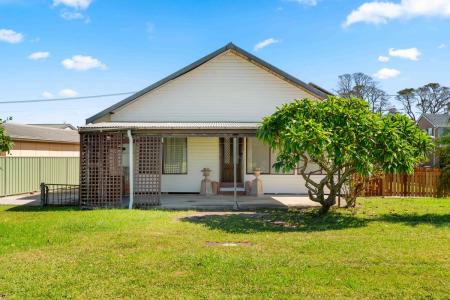 22 Haiser Rd, Greenwell Point, NSW 2540, Australia