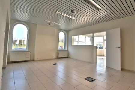 Brugsesteenweg 230, Kortrijk, 8500, Belgium
