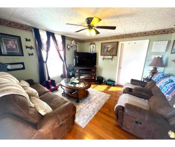 606 Olive, Hannibal, Missouri 63401, USA