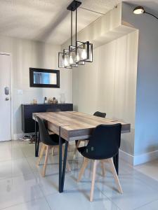 1830 Embassy Drive 123, West Palm Beach, Floride 33401, États-Unis
