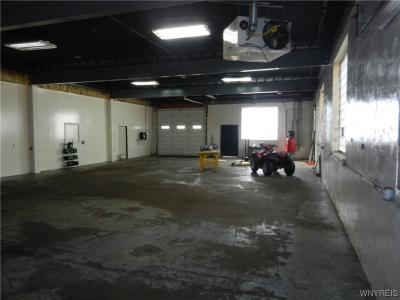 6576 Gowanda State Road, Hamburg, New York 14075, USA