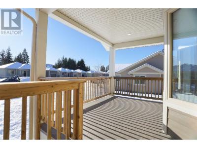 52 BLACKBERRY STREET, Kitimat, Colúmbia Britânica V8C 0A6, Canadá