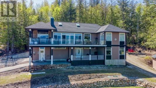 2127 PLEASANT DALE ROAD WEST, Blind Bay, British Columbia V0E 2W1, Canada
