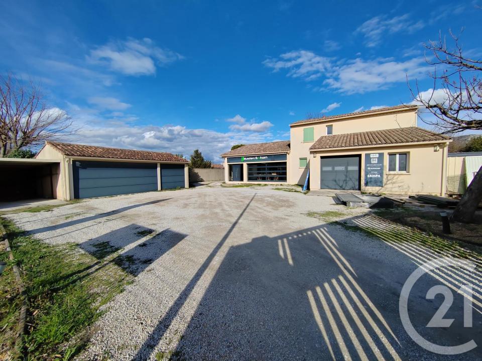 Cheval Blanc, Provence-Alpes-Côte D'Azur 84460, France