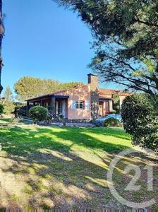 Ceret, Languedoc-Roussillon 66400, France