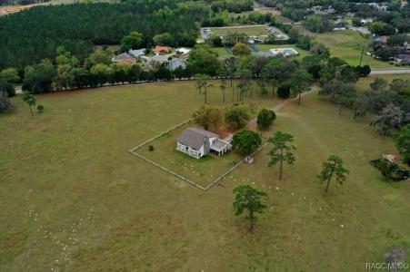 4810 W Gulf To Lake Highway, Lecanto, Florida 34461, USA