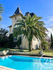 Pau, Aquitaine 64000, France