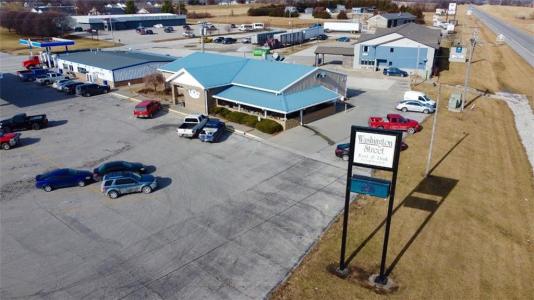 1843 E 28th Street, Trenton, Missouri 64683, USA