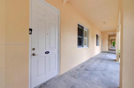 11 W Harbour Isle Dr 102, Fort Pierce, Florida 34949