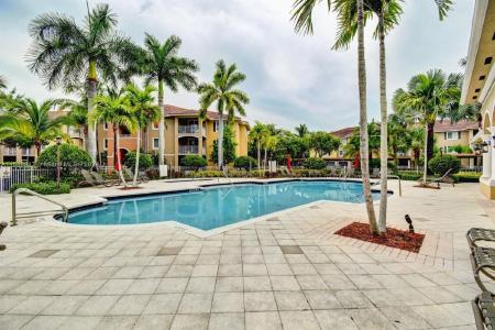 6505 Emerald Dunes Dr 208, West Palm Beach, Floride 33411, États-Unis