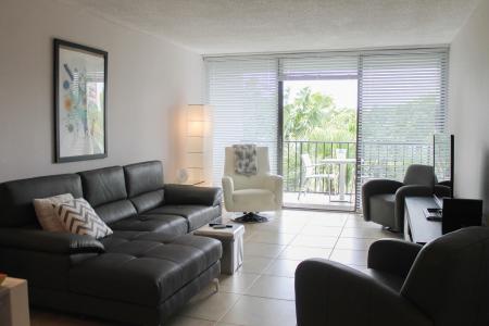 1830 Embassy Drive 401, West Palm Beach, Floride 33401, États-Unis