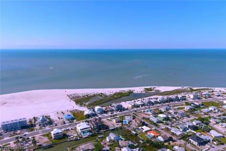 Fort Myers Beach, Florida 33931